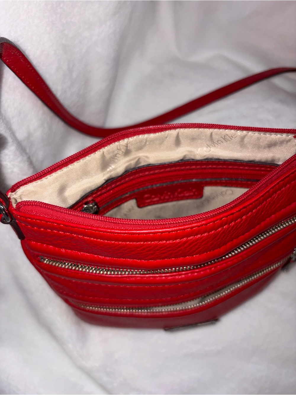 Red Leather Small Crossbody Bag - Calvin Klein - Picture 6 of 16